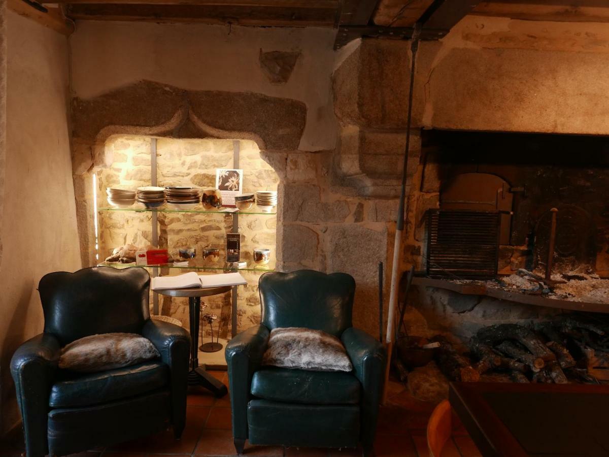 La Cage Aux Oiseaux Bed & Breakfast La Lande-de-Goult Ngoại thất bức ảnh
