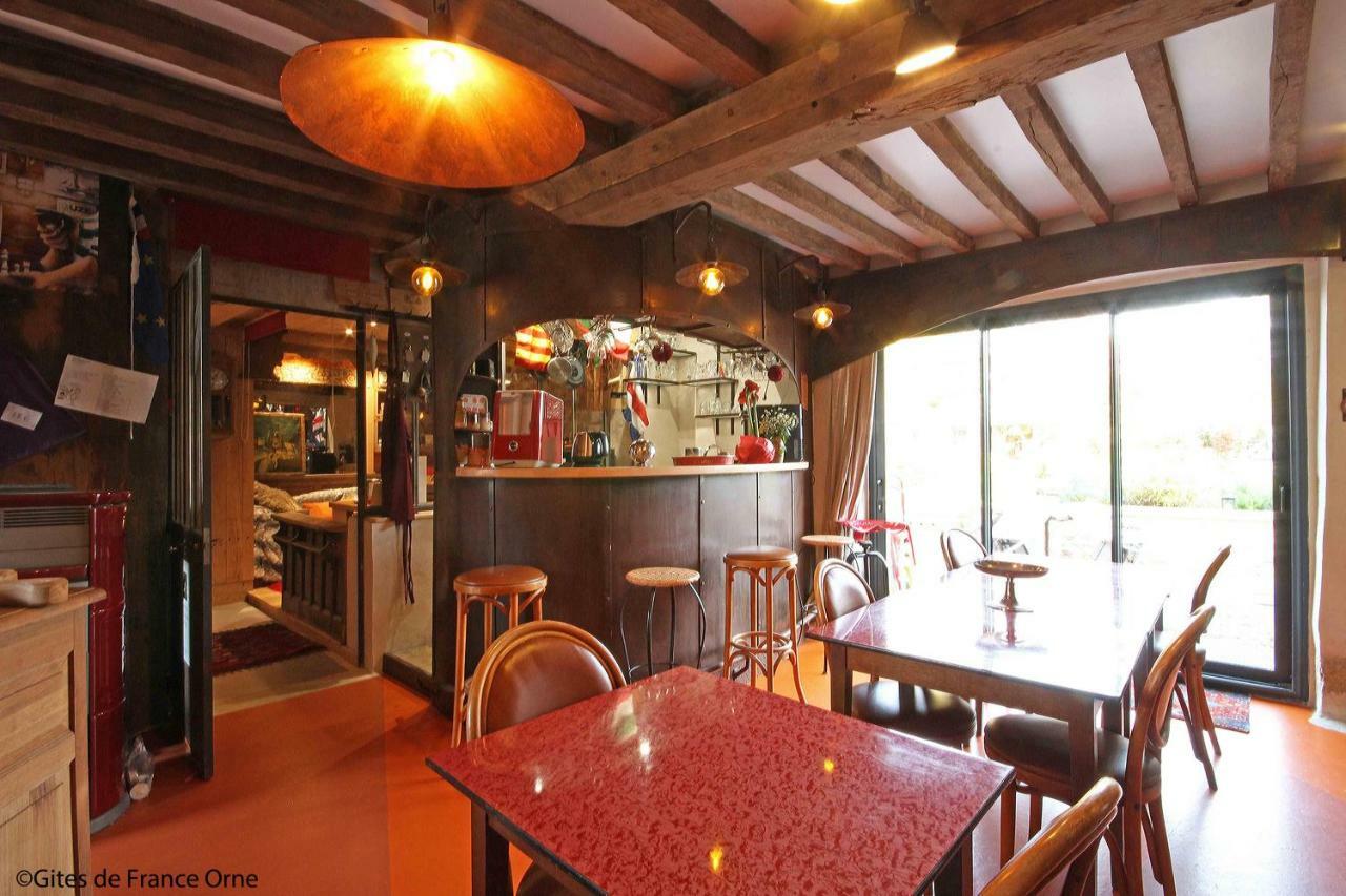 La Cage Aux Oiseaux Bed & Breakfast La Lande-de-Goult Ngoại thất bức ảnh