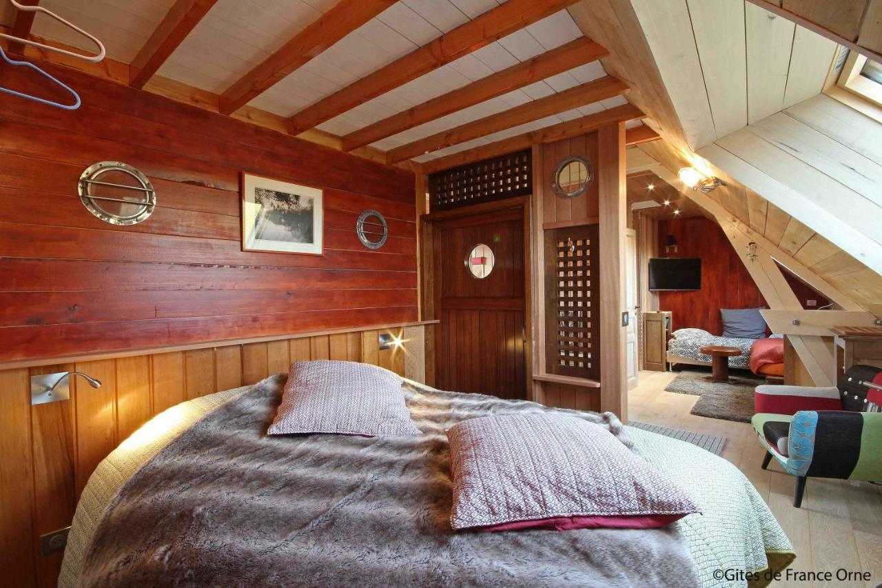 La Cage Aux Oiseaux Bed & Breakfast La Lande-de-Goult Ngoại thất bức ảnh